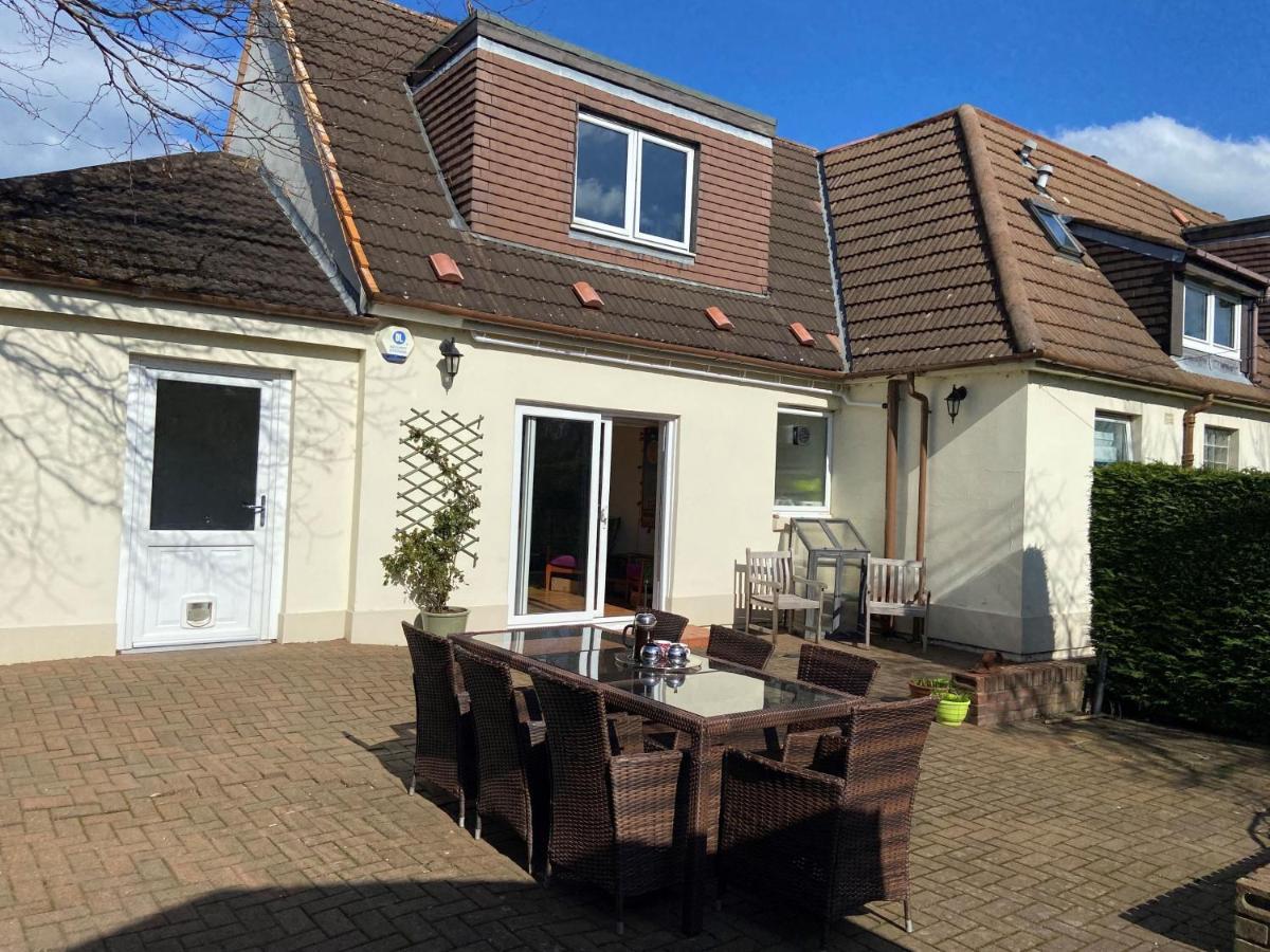 Villa Eastfield EDI Exterior foto
